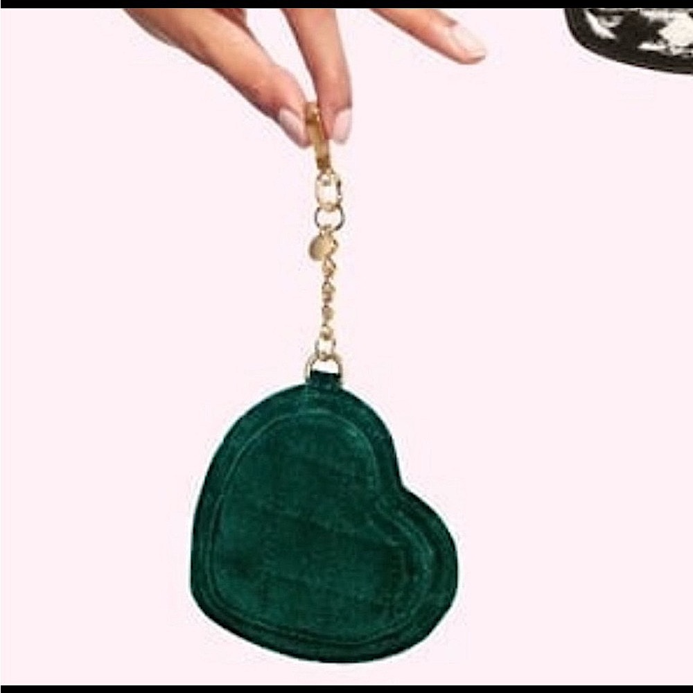 Stoney Clover Lane velvet emerald green heart charm